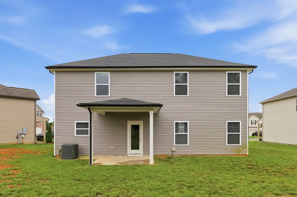 2255 Viking Court Murfreesboro TN 37127