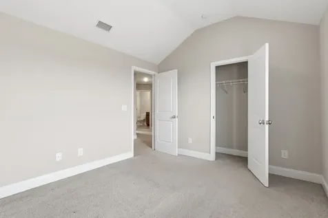 2255 Viking Court Murfreesboro TN 37127