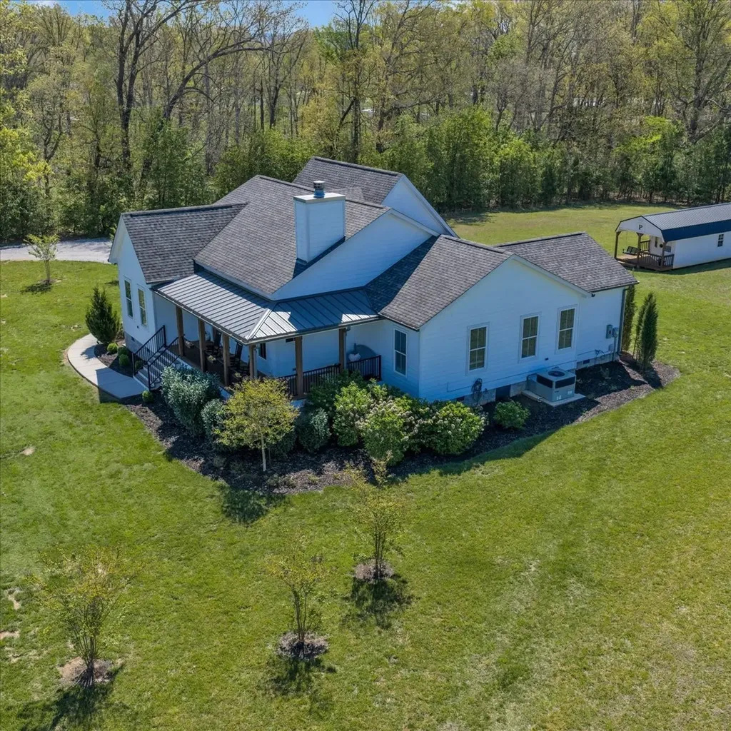 150 Edie Mae Lane Winchester TN 37398
