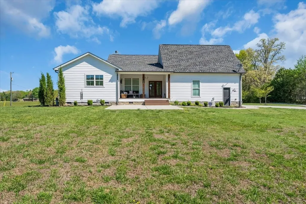 150 Edie Mae Lane Winchester TN 37398