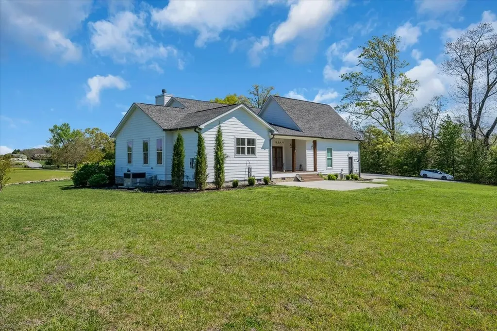 150 Edie Mae Lane Winchester TN 37398