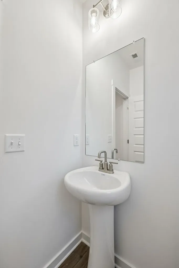 8008 Netterfield Drive White House TN 37188