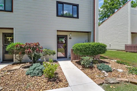 48 Wilshire Heights Drive Crossville TN 38558