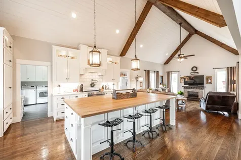 1151 Rogana Road Bethpage TN 37022
