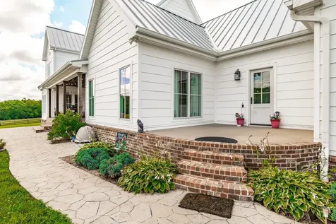 1151 Rogana Road Bethpage TN 37022