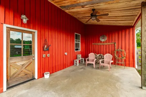 1151 Rogana Road Bethpage TN 37022