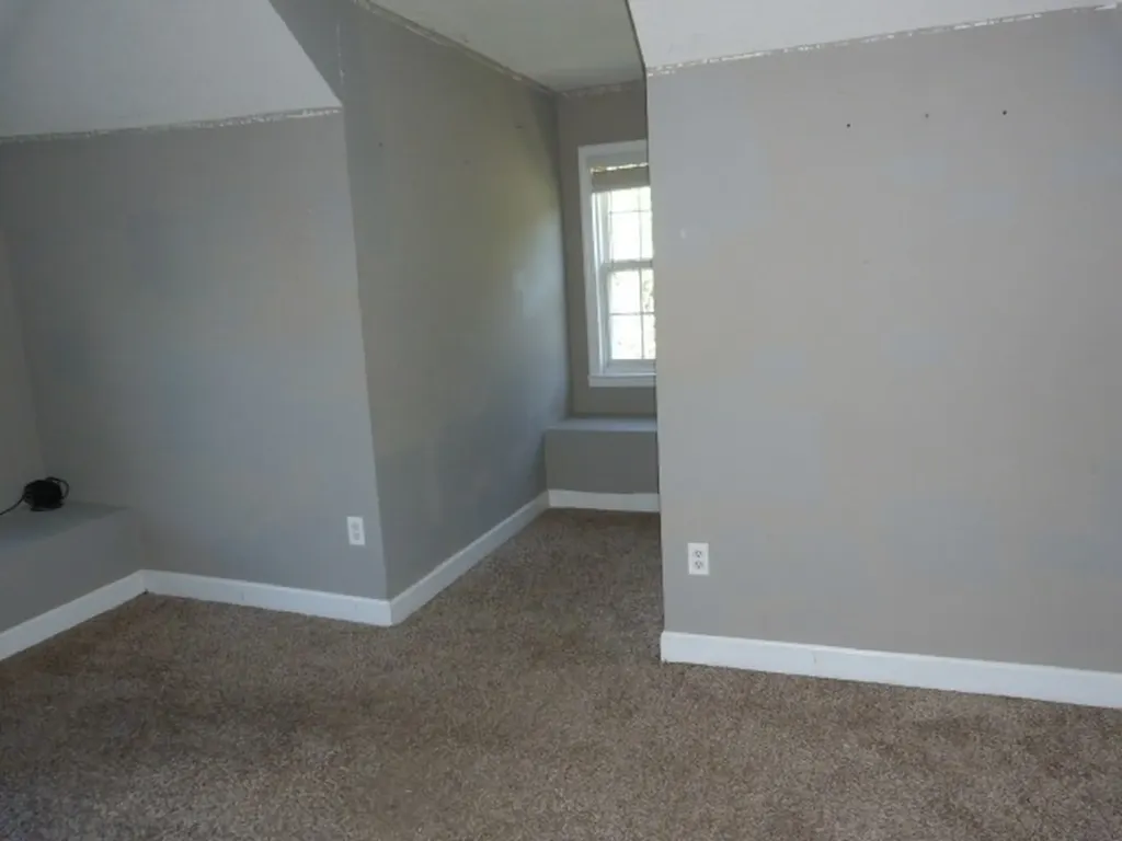 1303 E Lincoln Street Tullahoma TN 37388