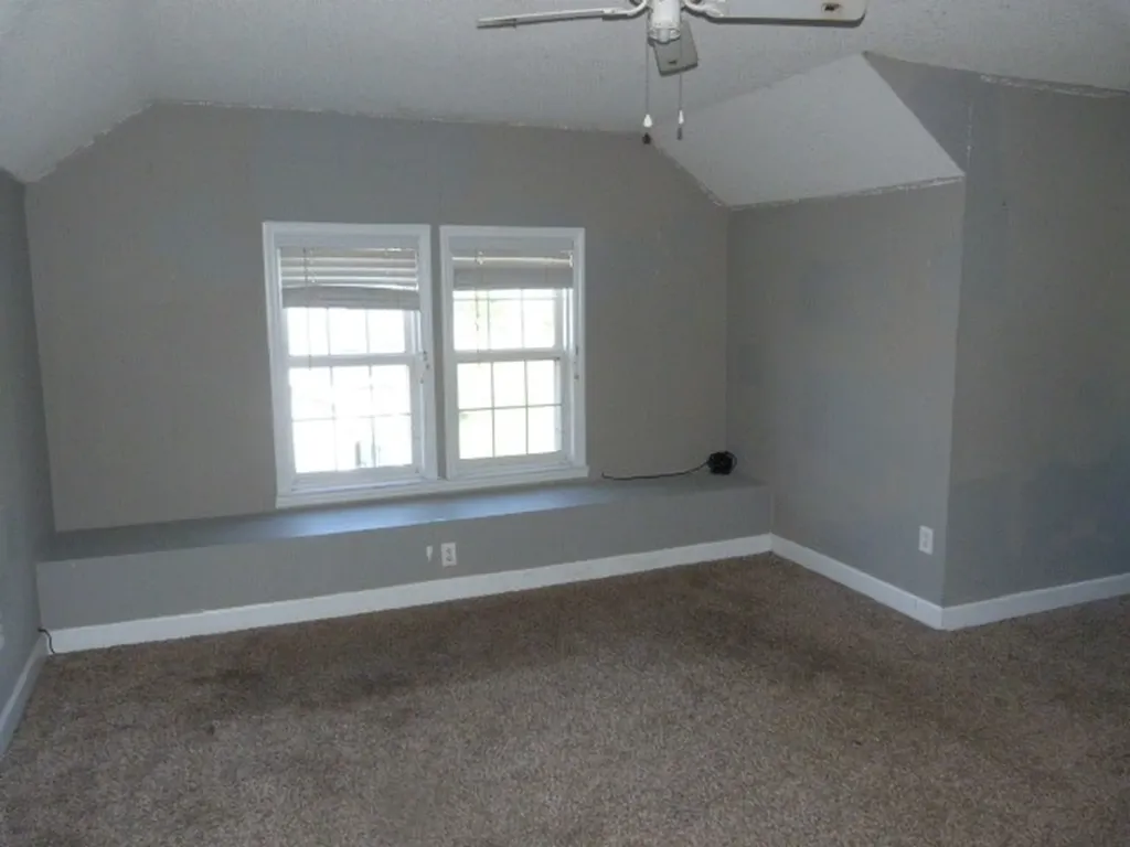 1303 E Lincoln Street Tullahoma TN 37388