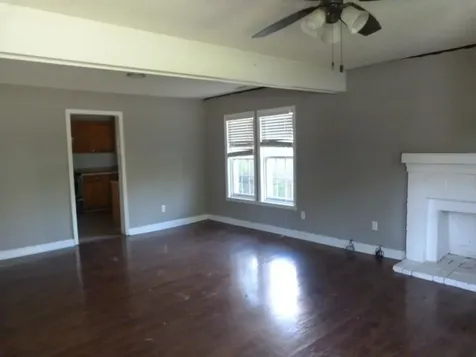 1303 E Lincoln Street Tullahoma TN 37388