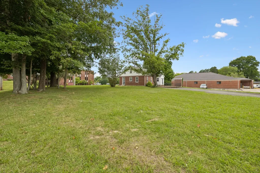 4411 Hwy 70, E White Bluff TN 37187