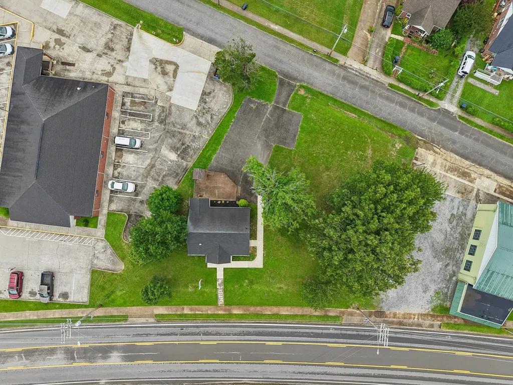 4411 Hwy 70, E White Bluff TN 37187