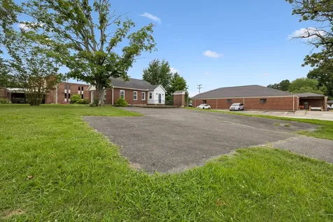 4411 Hwy 70, E White Bluff TN 37187