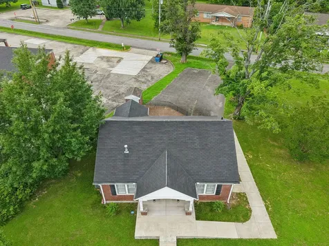 4411 Hwy 70, E White Bluff TN 37187