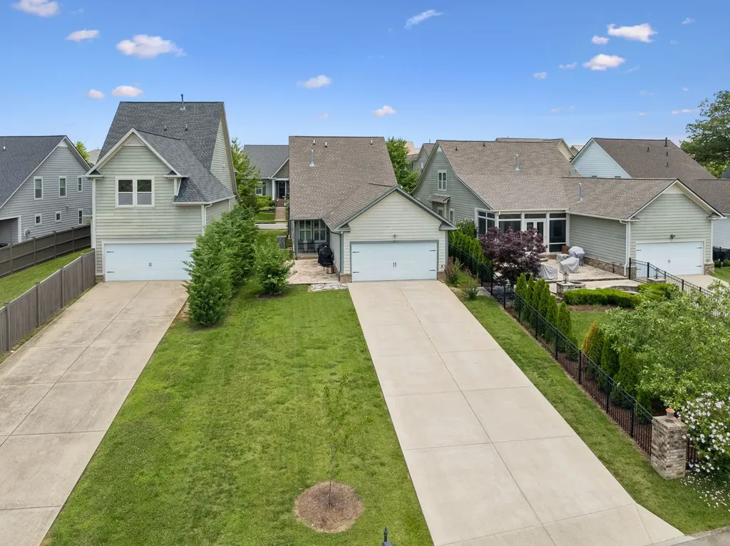 2816 Americus Drive Thompsons Station TN 37179
