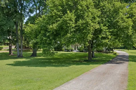 2824 Windemere Drive Nashville TN 37214