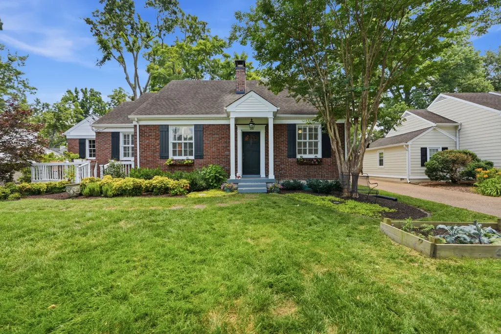 3008 New Natchez Trace Nashville TN 37215