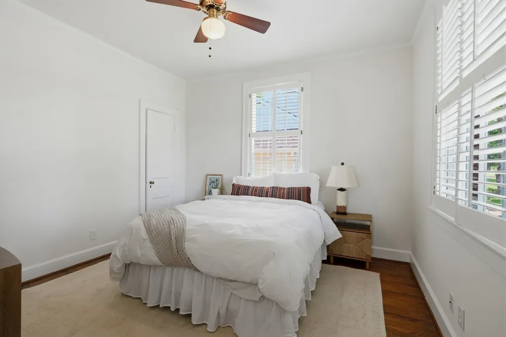 3008 New Natchez Trace Nashville TN 37215