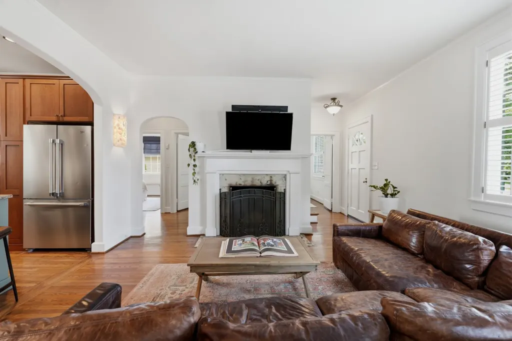 3008 New Natchez Trace Nashville TN 37215
