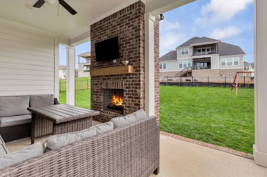 1109 Angela Ann Court Nolensville TN 37135