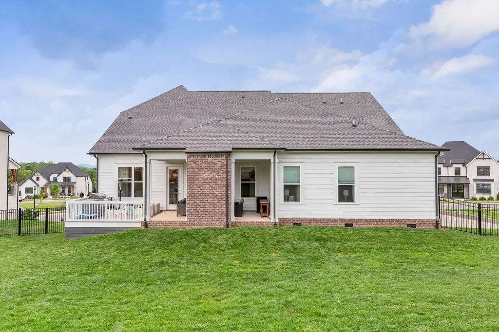 1109 Angela Ann Court Nolensville TN 37135