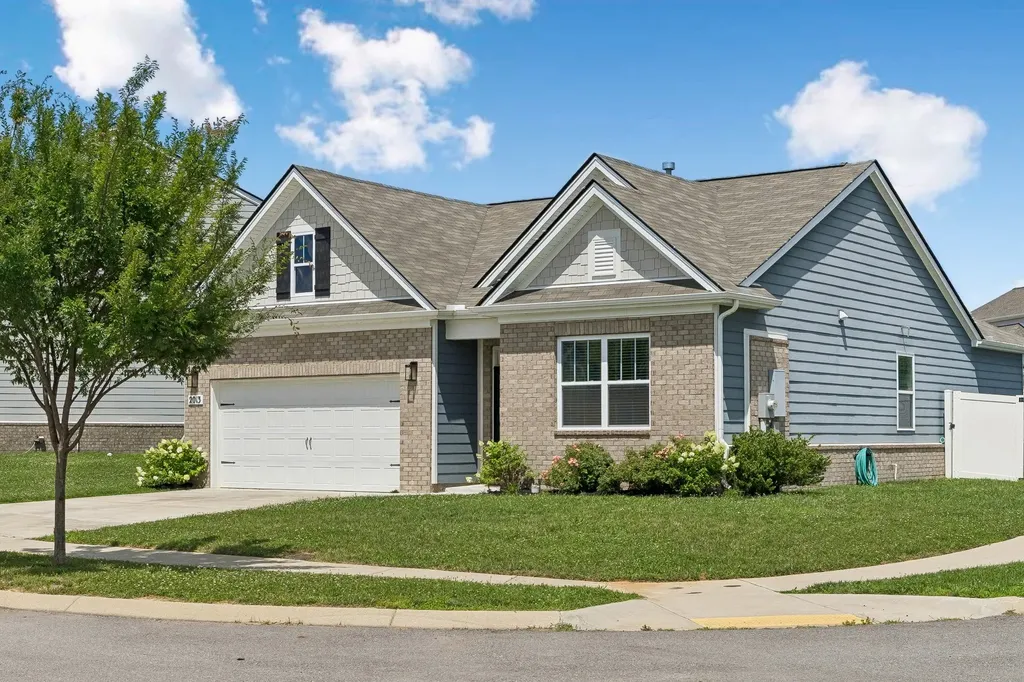 2013 Tate Farm Lane White House TN 37188