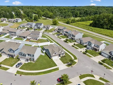 2013 Tate Farm Lane White House TN 37188