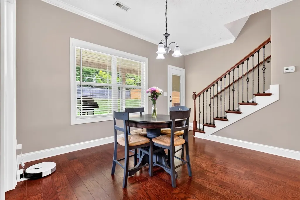 935 Cherry Blossom Lane Clarksville TN 37040