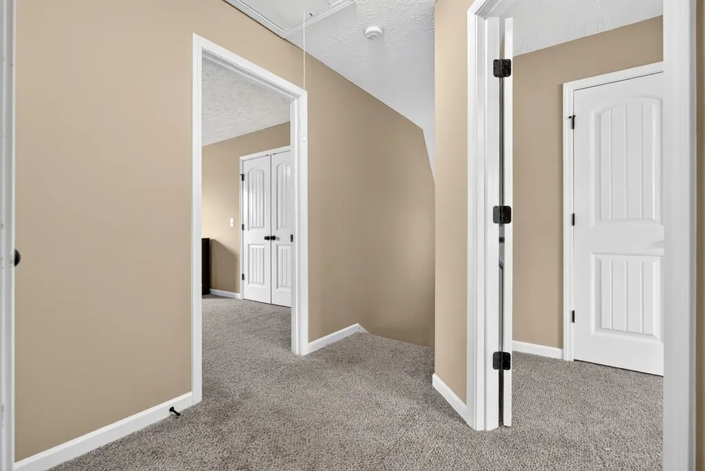 935 Cherry Blossom Lane Clarksville TN 37040