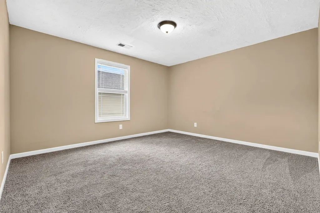 935 Cherry Blossom Lane Clarksville TN 37040