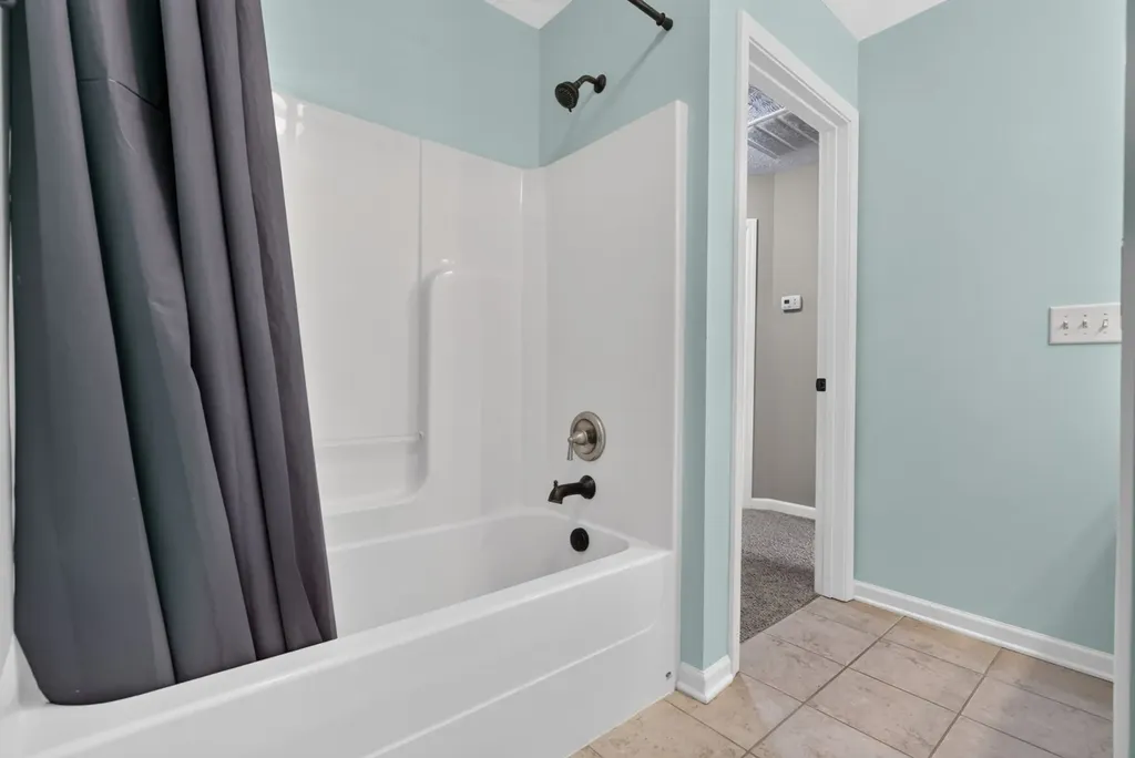 935 Cherry Blossom Lane Clarksville TN 37040