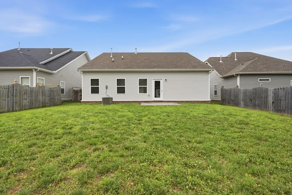 352 Telavera Drive White House TN 37188