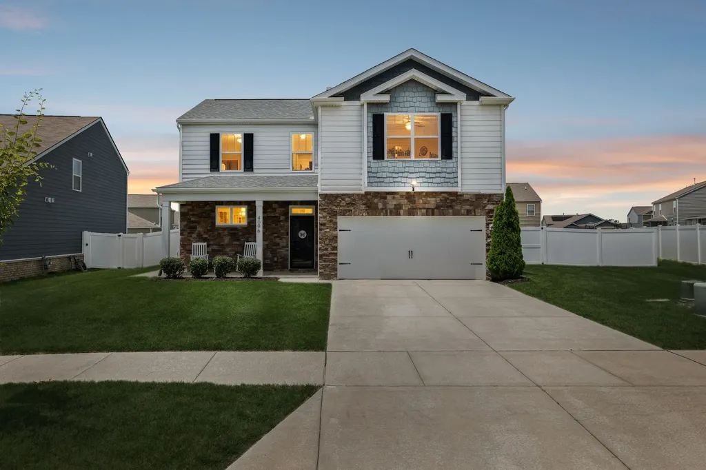 4096 Crossing Way White House TN 37188