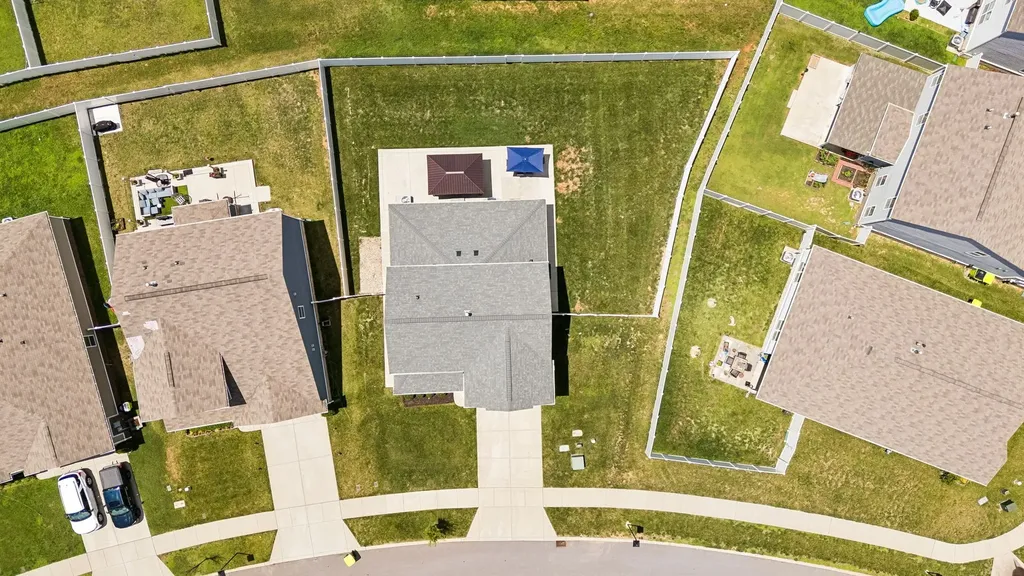 4096 Crossing Way White House TN 37188
