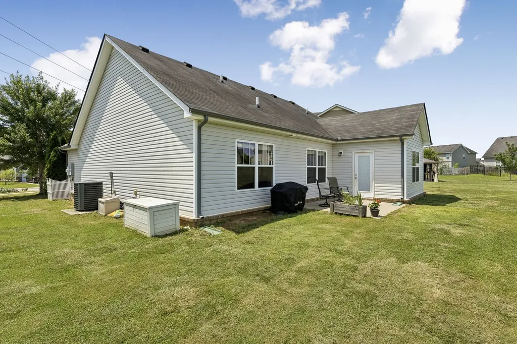 2120 Longhunter Chase Drive Spring Hill TN 37174
