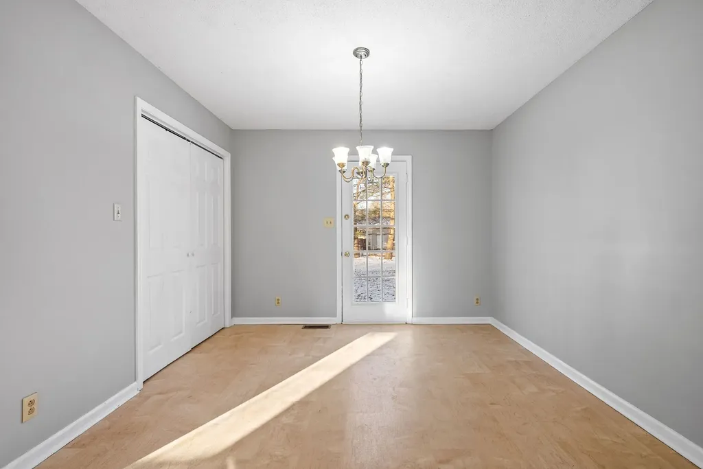 418 Donna Drive Clarksville TN 37042