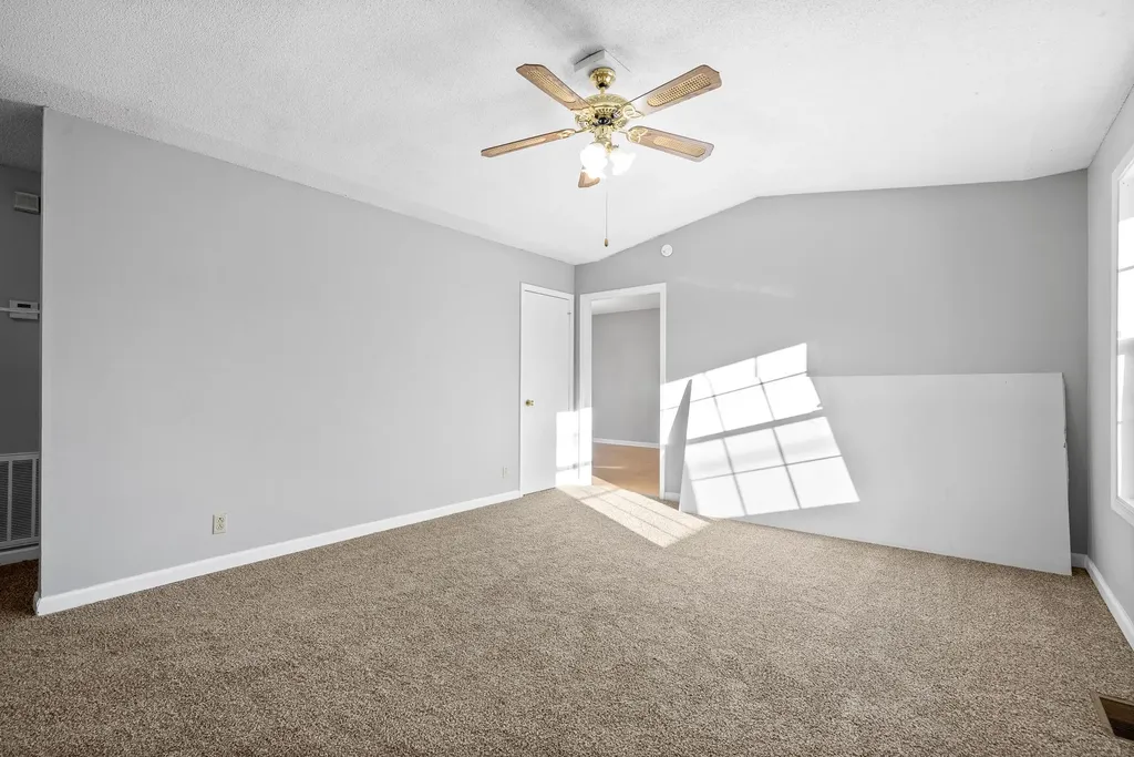 418 Donna Drive Clarksville TN 37042