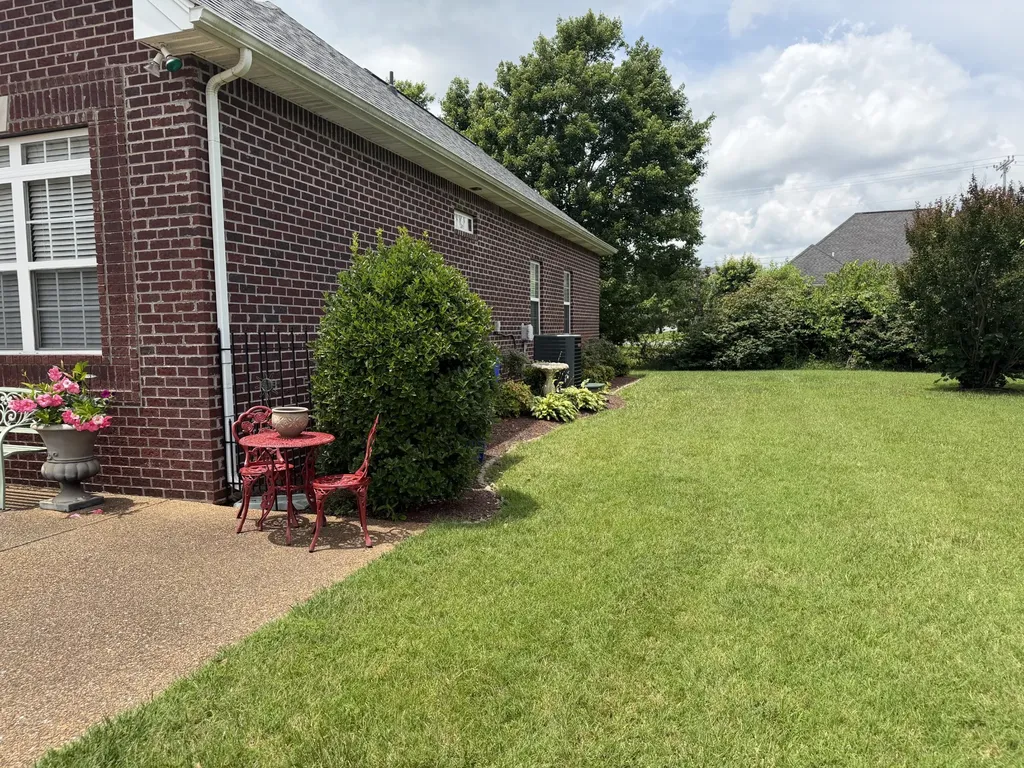 208 Indian Ridge Circle White House TN 37188