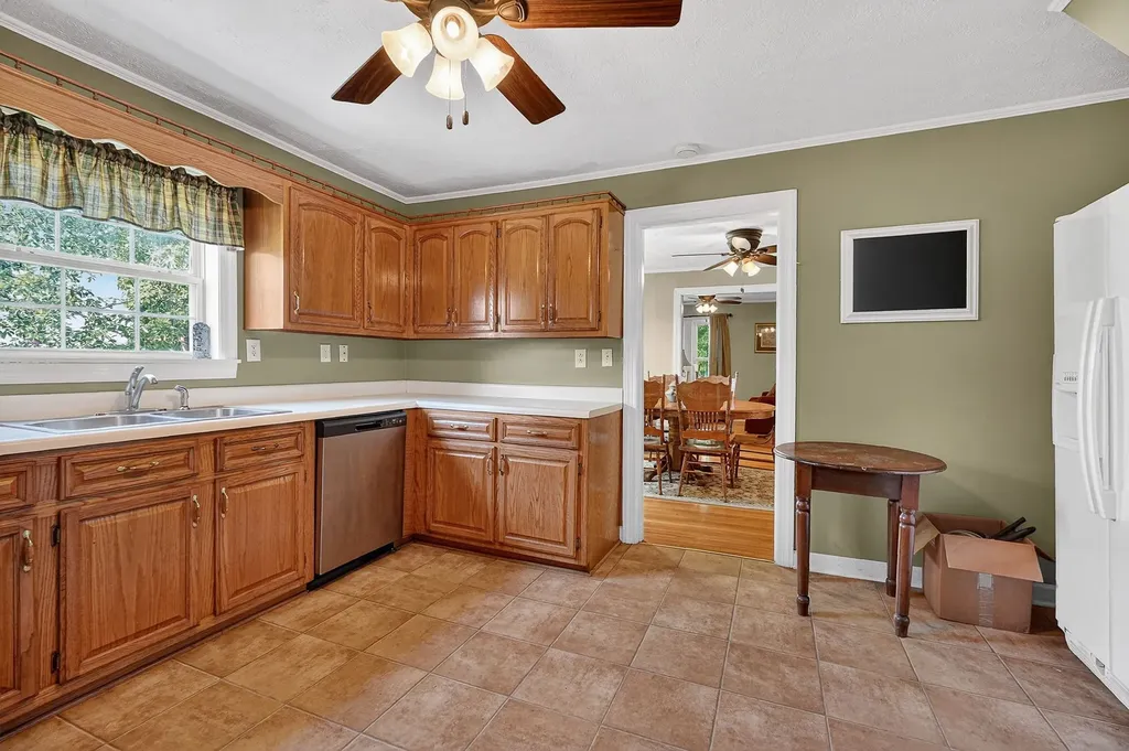1600 Magness Road Mcminnville TN 37110