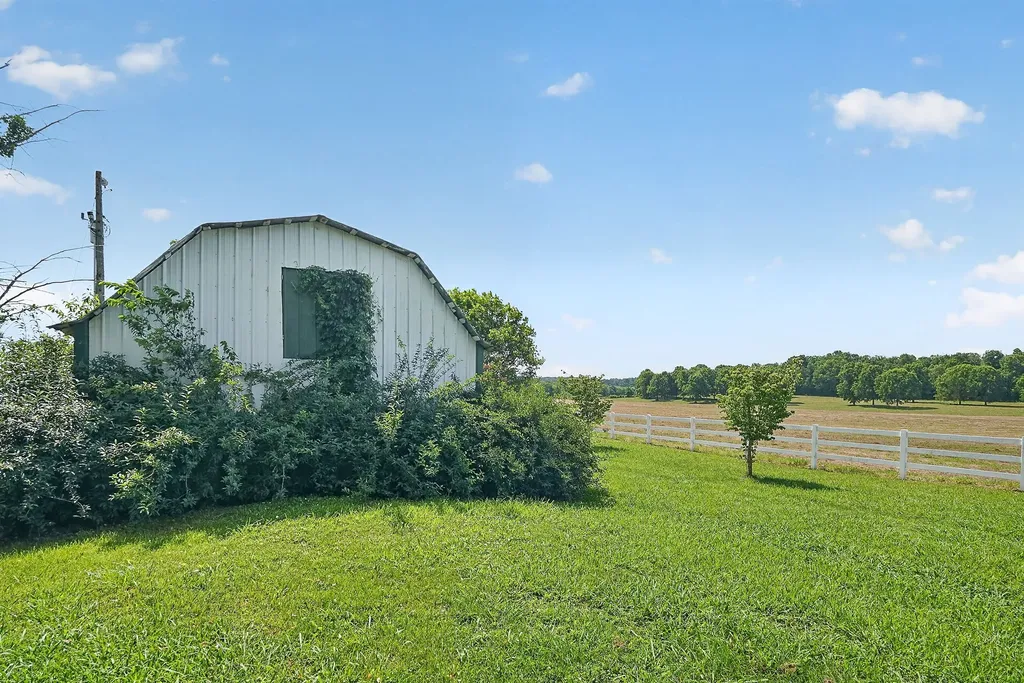 1600 Magness Road Mcminnville TN 37110