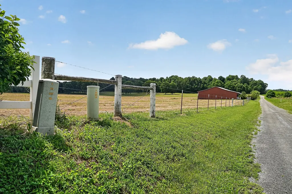 1600 Magness Road Mcminnville TN 37110