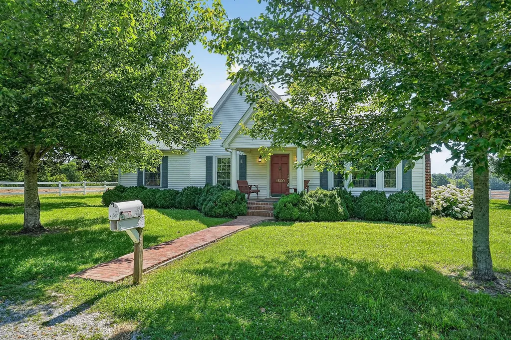 1600 Magness Road Mcminnville TN 37110