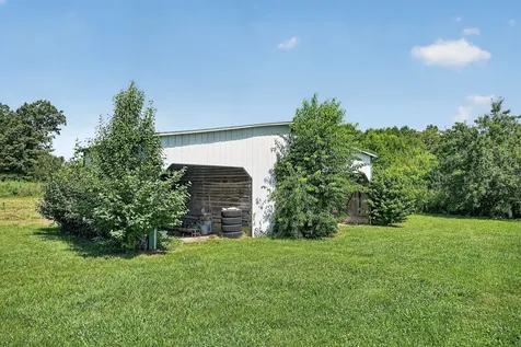 1600 Magness Road Mcminnville TN 37110