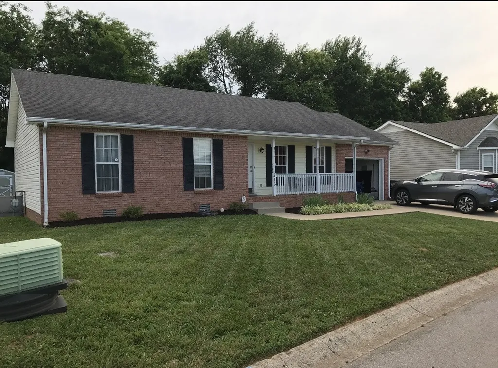 216 Grassmire Drive Clarksville TN 37042