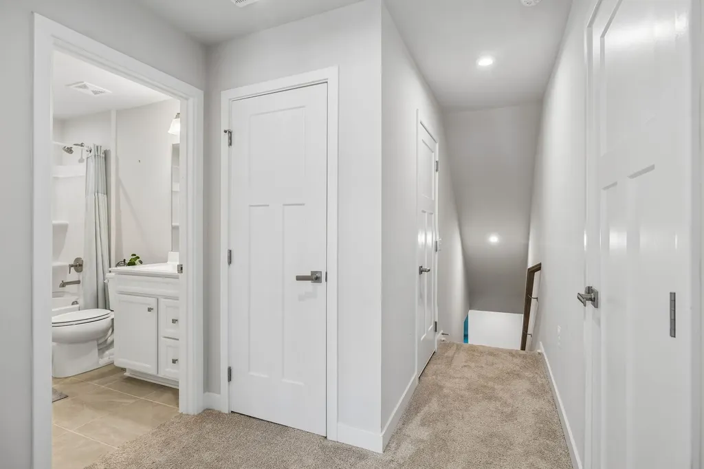 1836 Goldsberry Street Columbia TN 38401