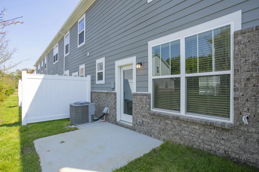 1763 Frodo Way Murfreesboro TN 37128