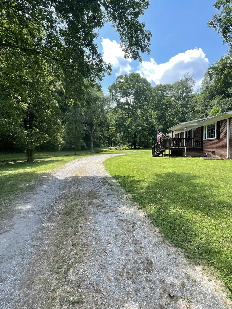 401 Mcclure Street Red Boiling Springs TN 37150