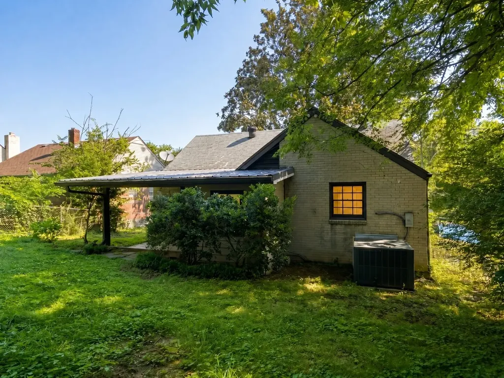 1222 Ardee Avenue Nashville TN 37216