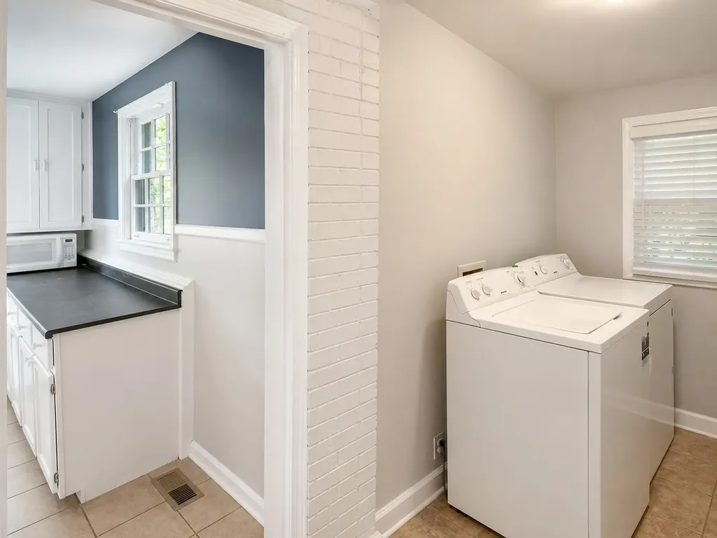 1222 Ardee Avenue Nashville TN 37216