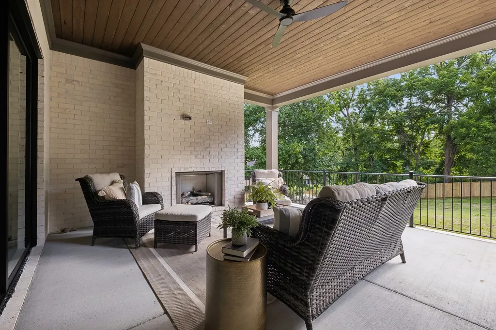 2808 White Oak Drive Nashville TN 37215