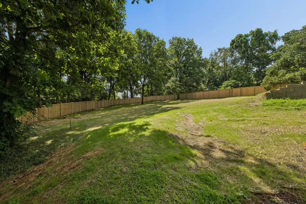 2808 White Oak Drive Nashville TN 37215